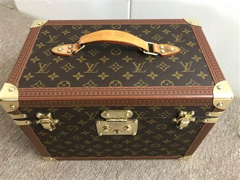 louis vuitton hard makeup case